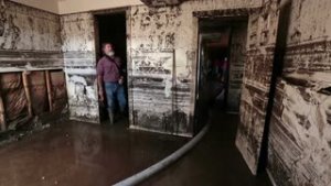 sell my flooded houston house fast