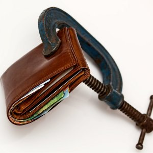 3 Tips to Help You Start Paying off Your Debt 3 Tips to Help You Start Paying off Your Debt