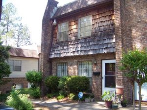 We Buy Houses with no waiting and no commissions. Contact us today!