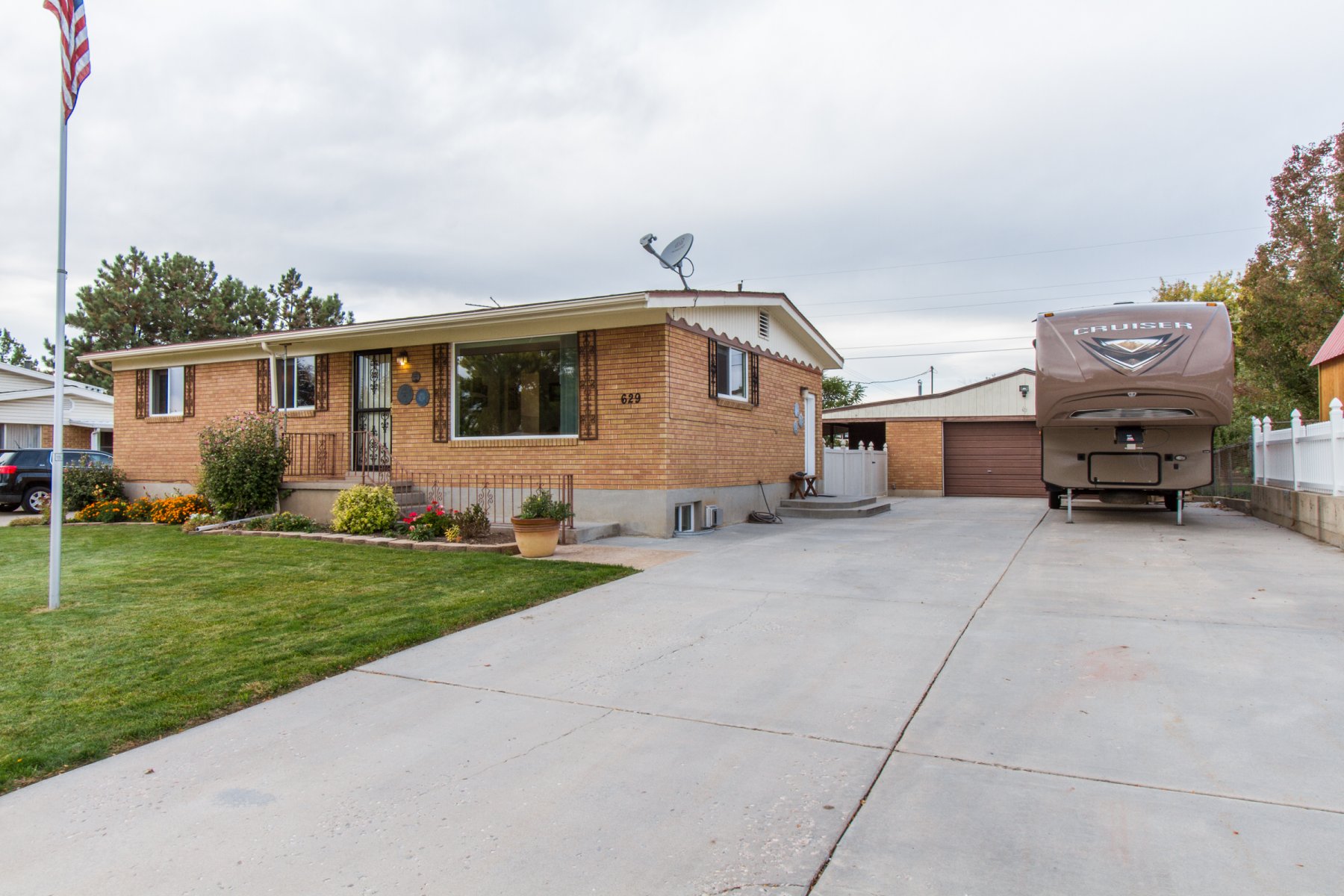 Home For Sale Layton UT Clean and Neat