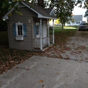 playhouse houses for rent in Mattoon, Illinois