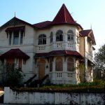 35 Tips for Restoring Old Houses